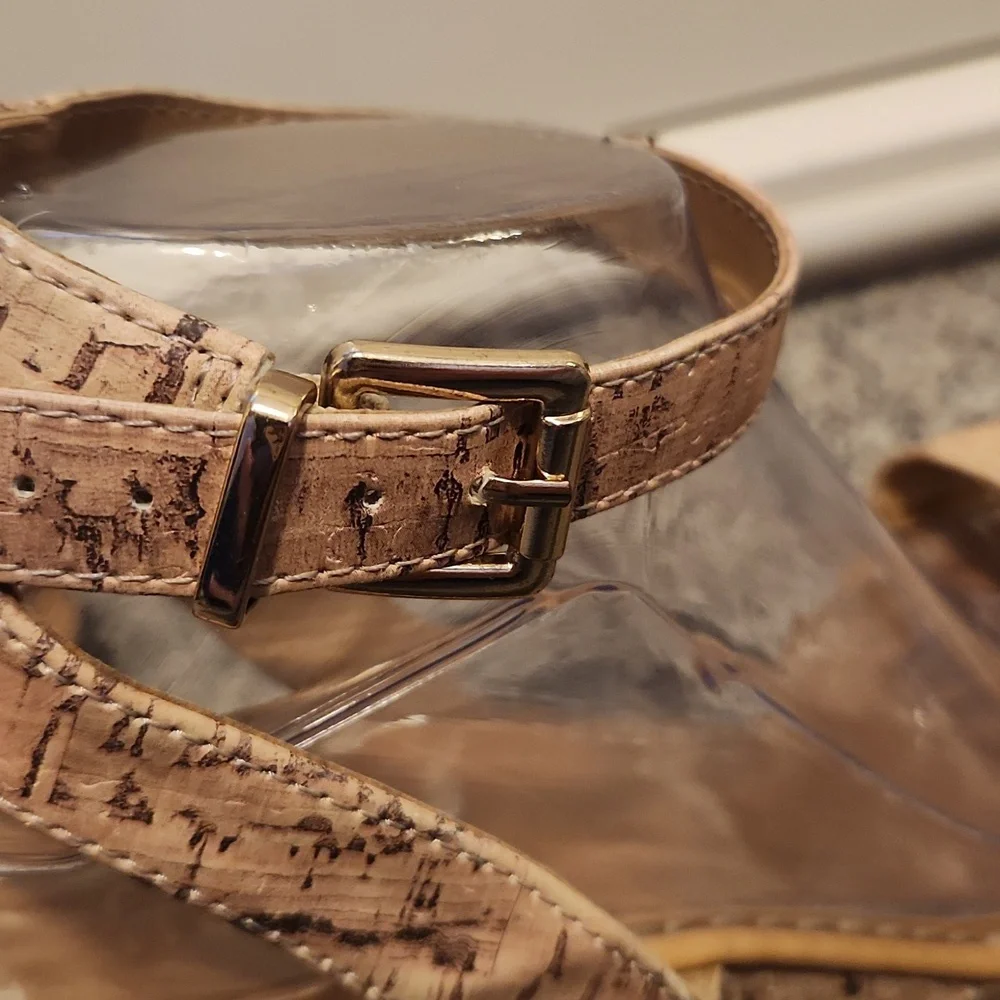 Francesca's SZ 10 Wedge Sandal